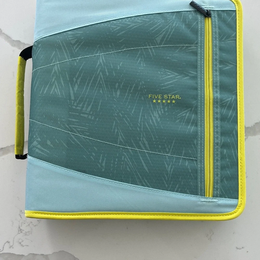 FIVE STAR 2 Inch Zipper Binders with 3 File Folders, Minty Palm - NWOT